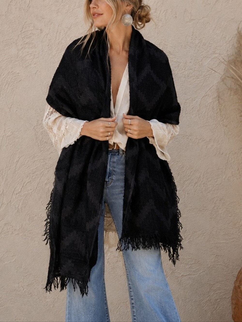 Wilfred by Aritzia 100% Wool Fringe Wrap Scarf Textured OS